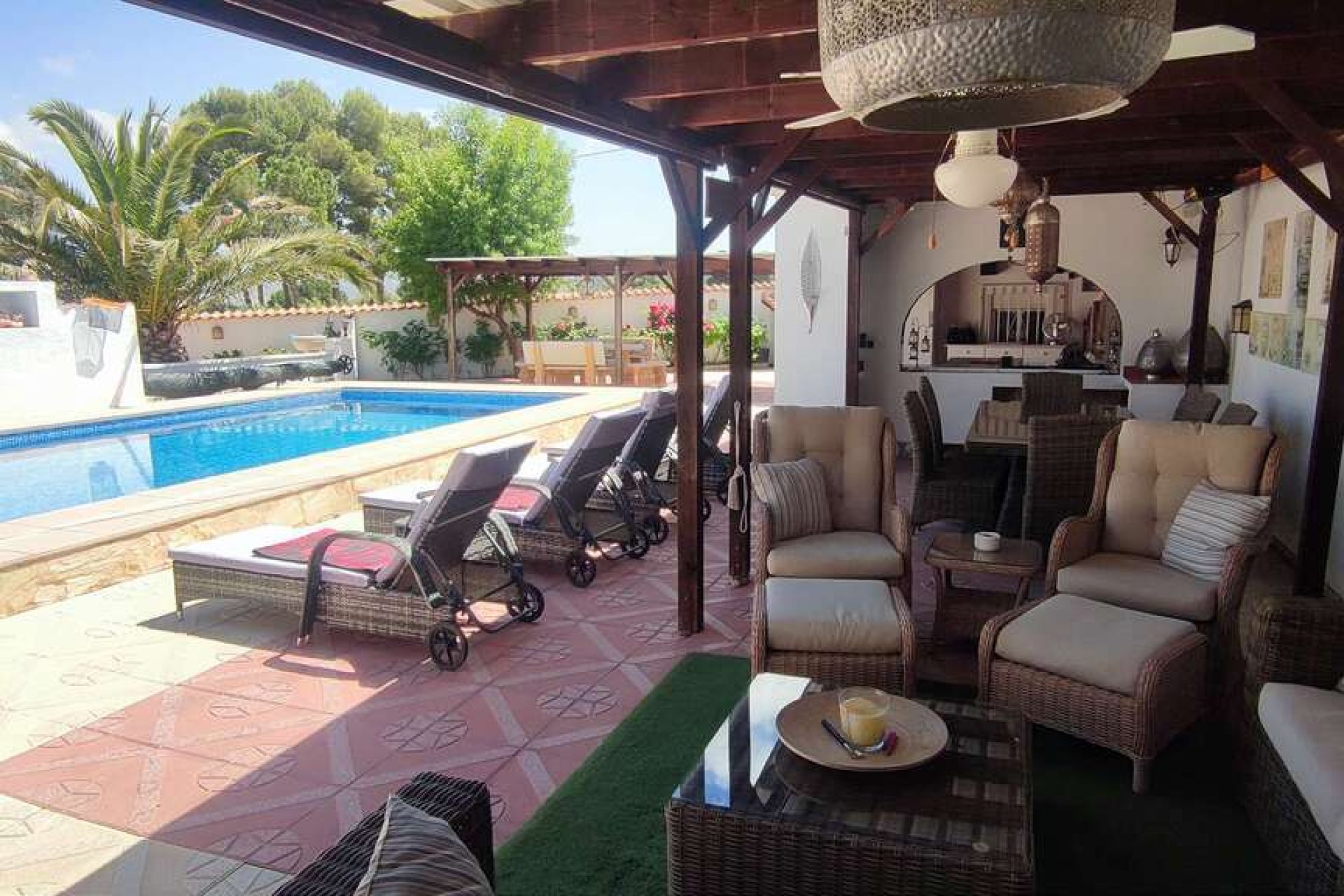 Reventa - Villa - Sax