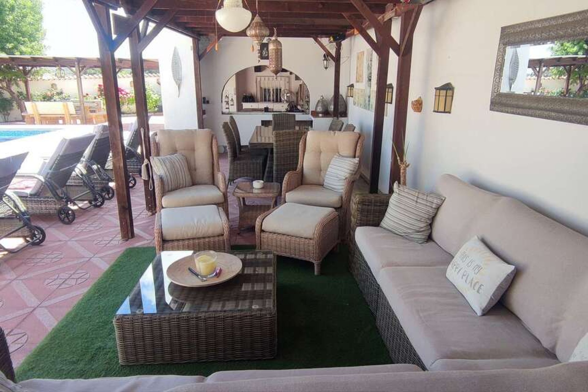 Reventa - Villa - Sax