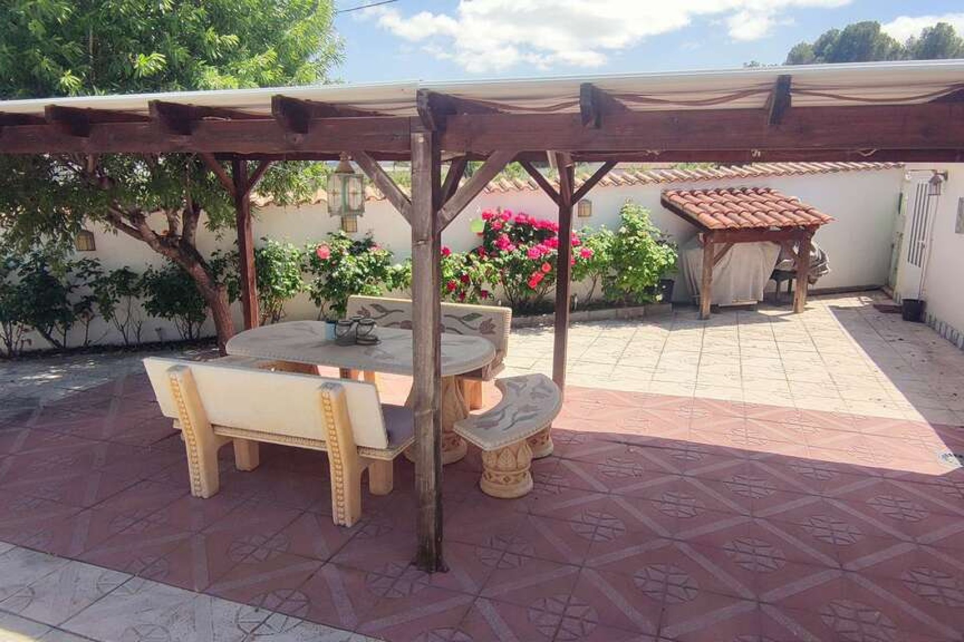 Reventa - Villa - Sax