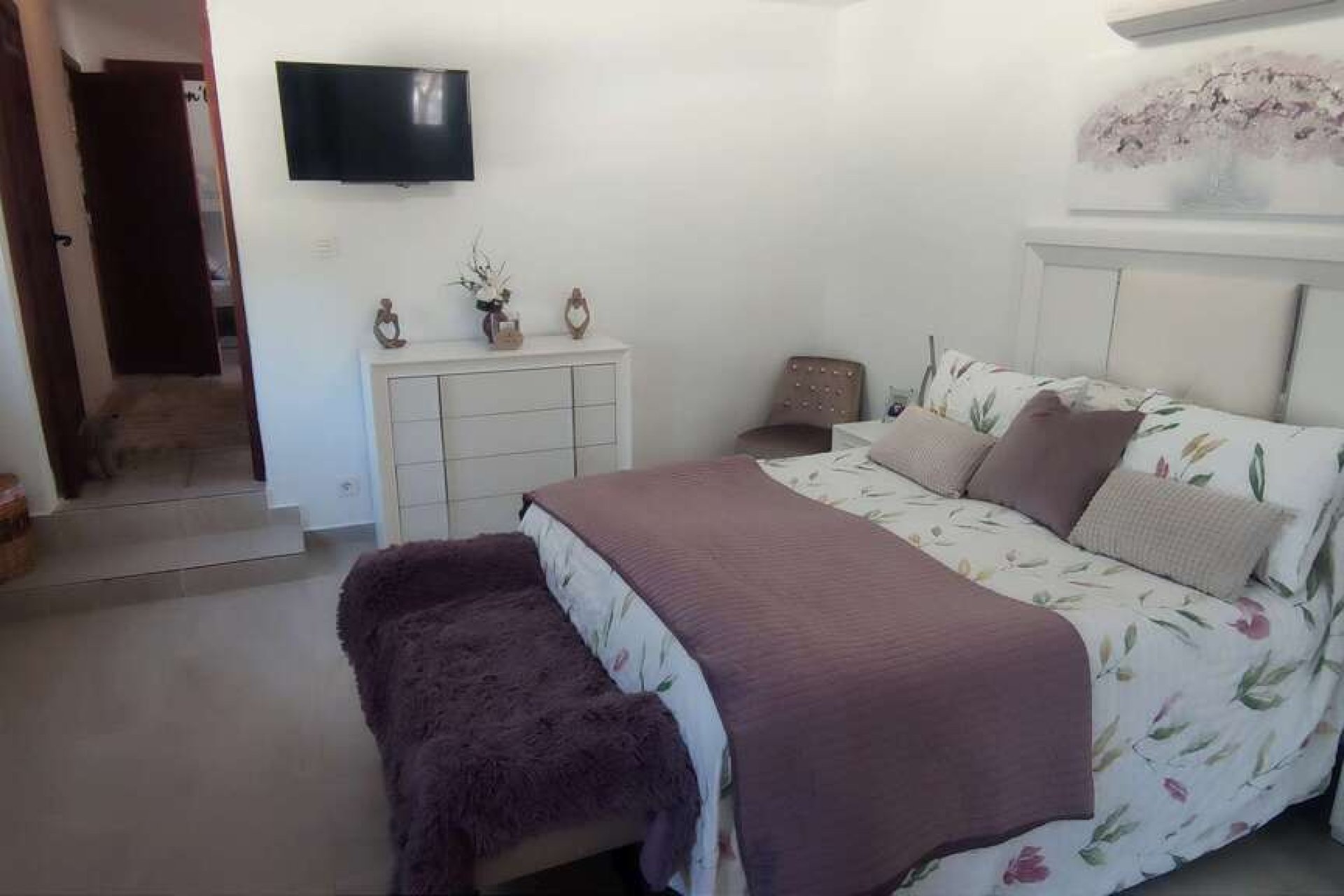 Reventa - Villa - Sax