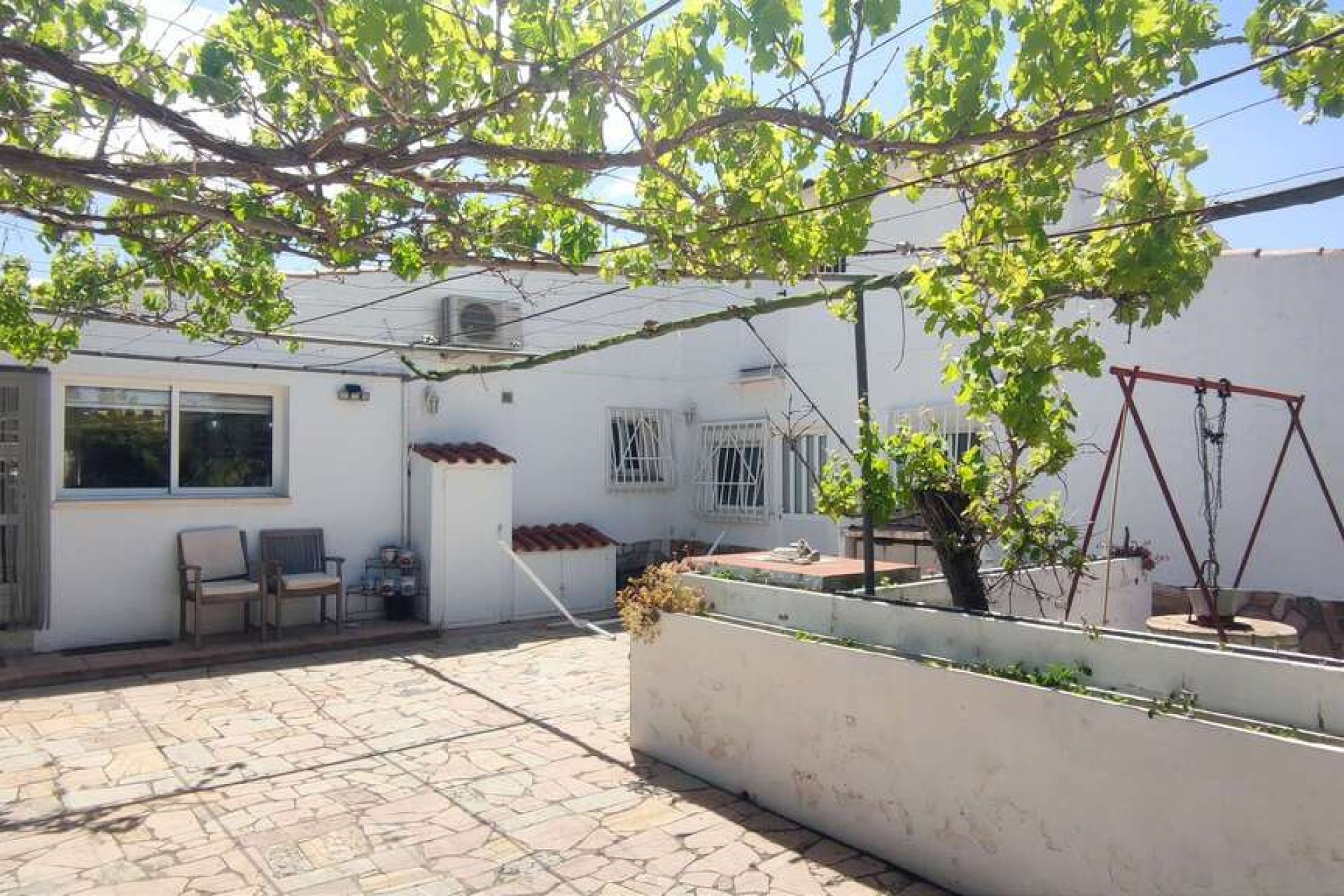 Reventa - Villa - Sax