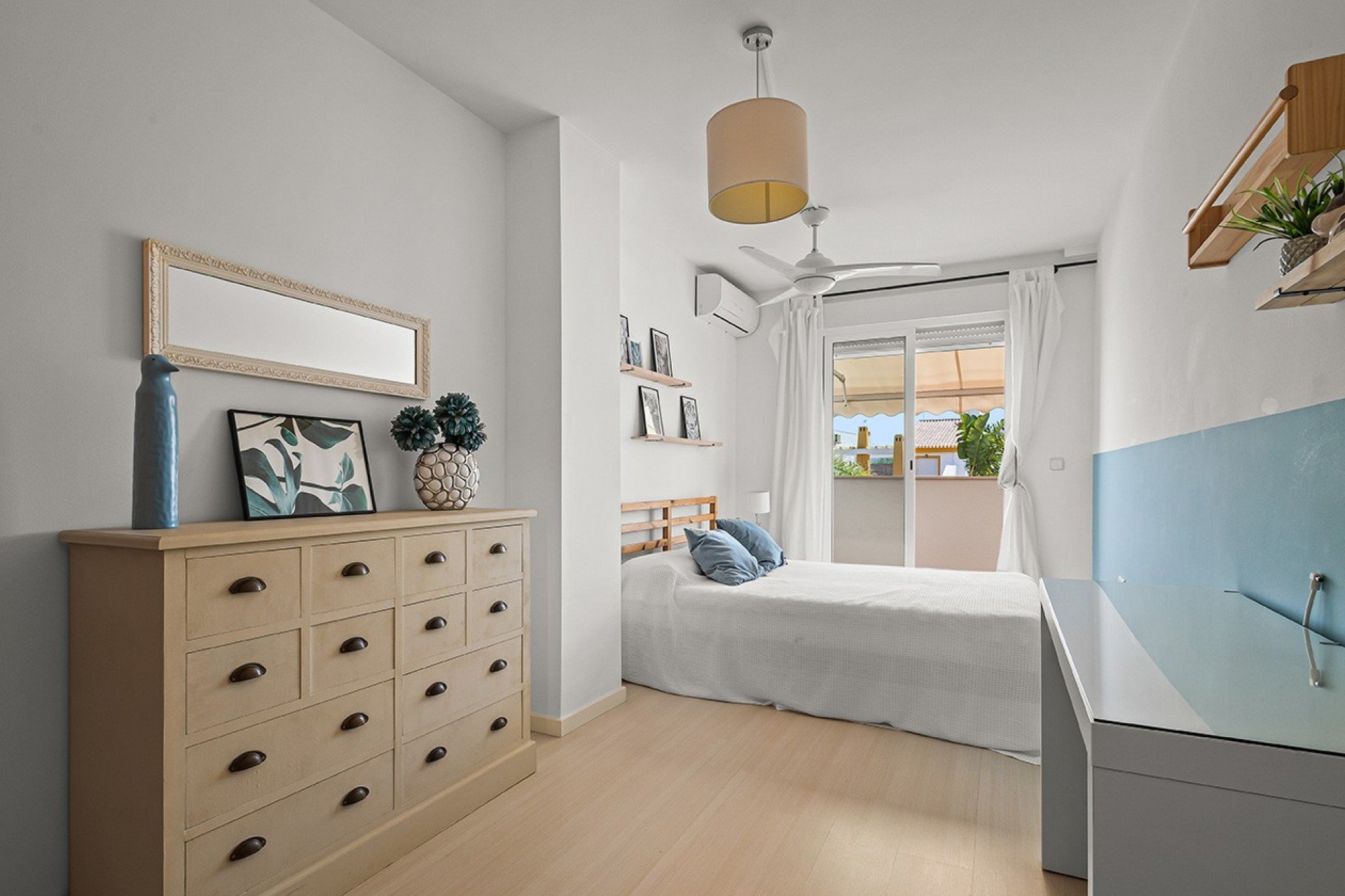 Reventa - Villa - Torre de La Horadada - Pueblo Latino