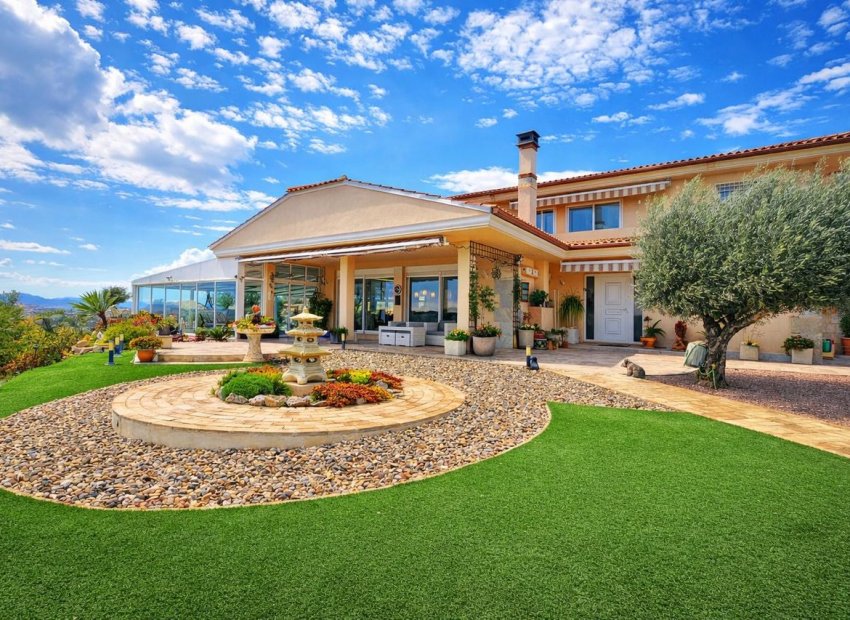 Reventa - Villa - Torremendo