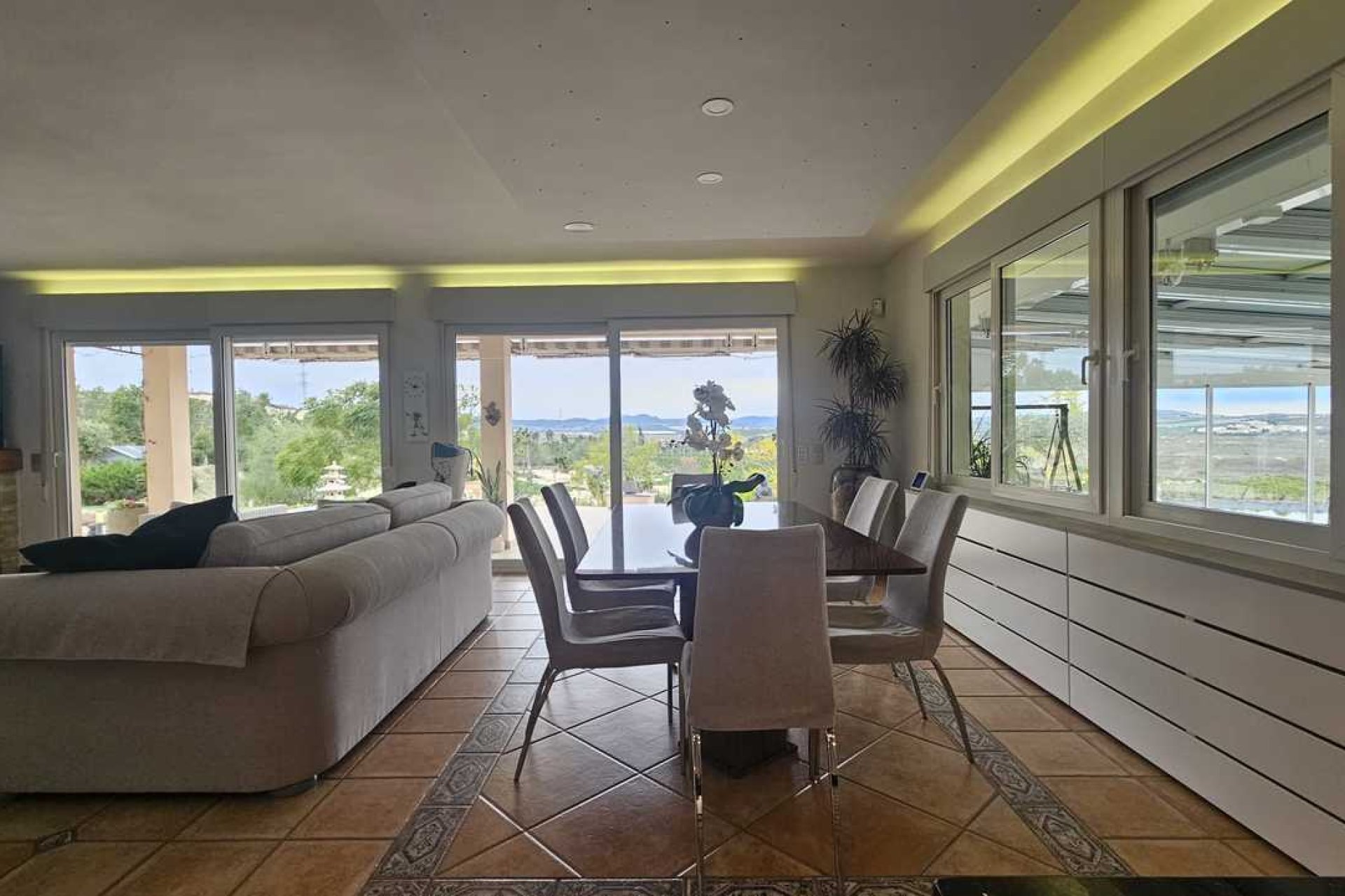 Reventa - Villa - Torremendo