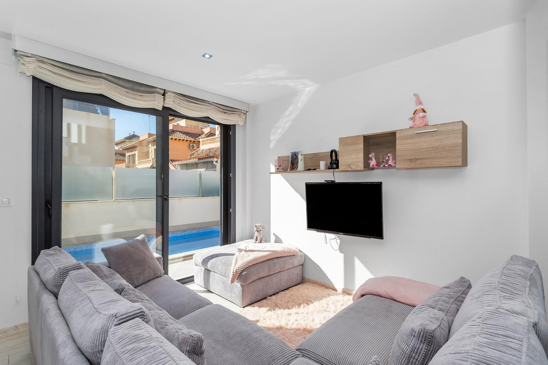 Reventa - Villa - Torrevieja - Costa Blanca