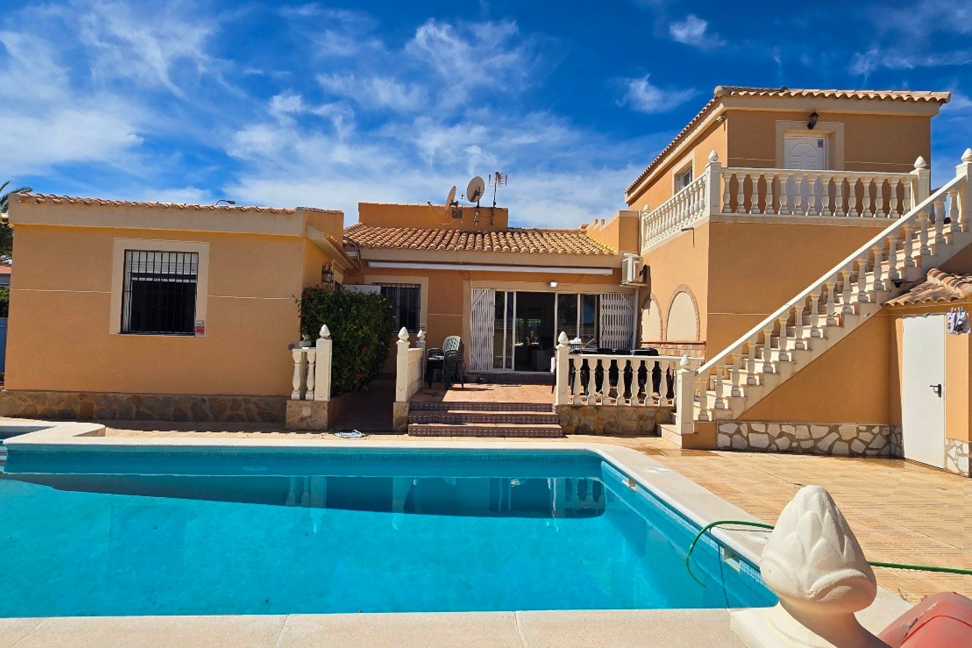 Reventa - Villa - Torrevieja - El chaparral