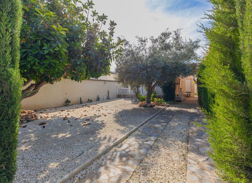 Reventa - Villa - Torrevieja - El chaparral