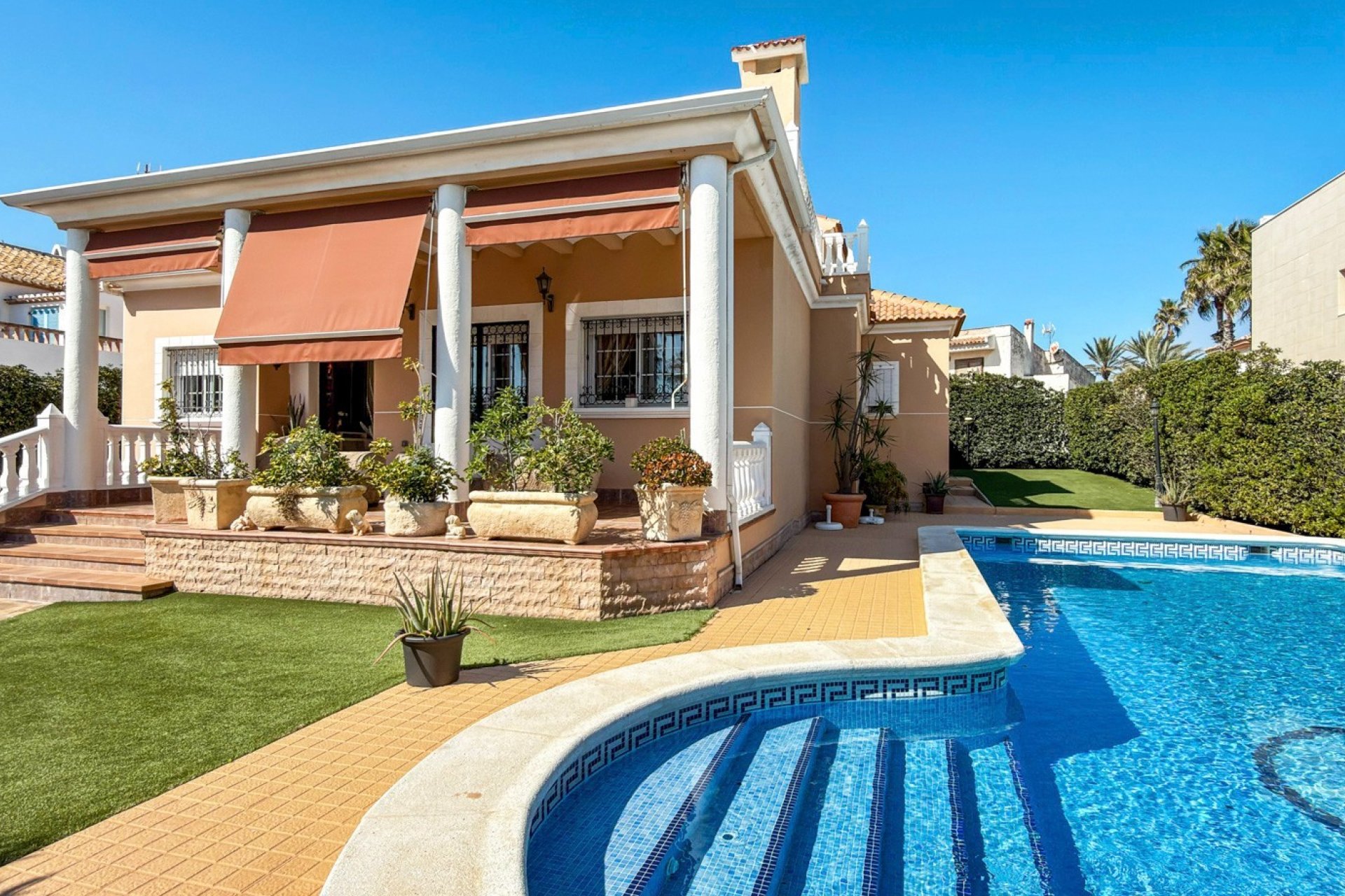 Reventa - Villa - Torrevieja - La Mata
