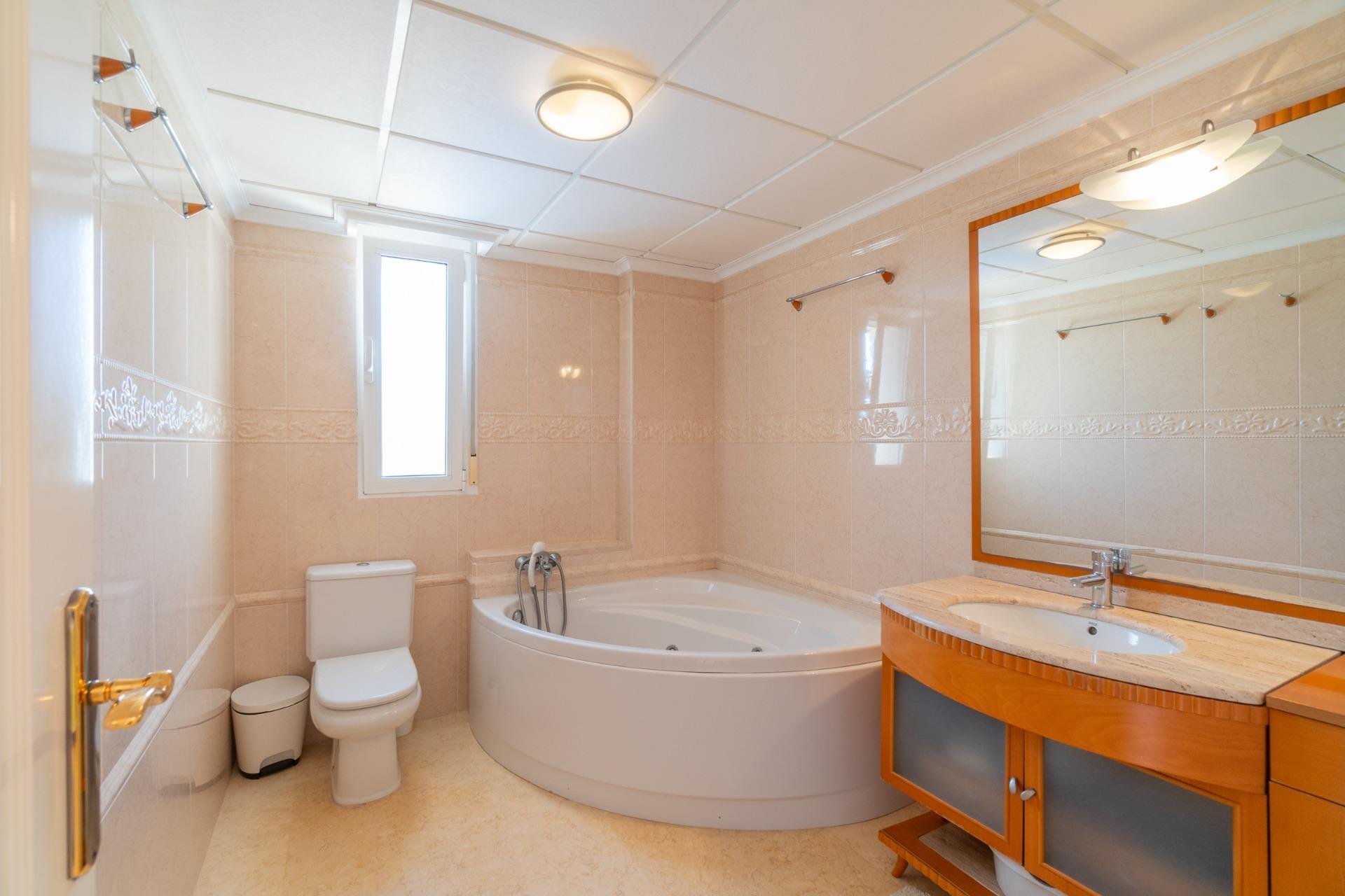 Reventa - Villa - Torrevieja - La Mata