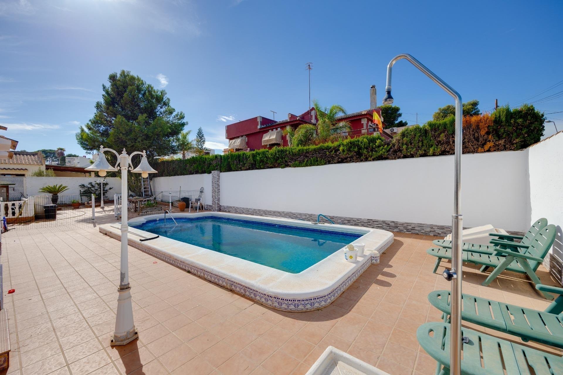 Reventa - Villa - Torrevieja - La Siesta - El Salado - Torreta