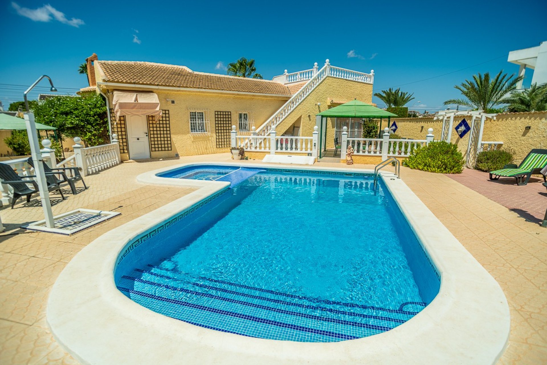 Reventa - Villa - Torrevieja - La Siesta