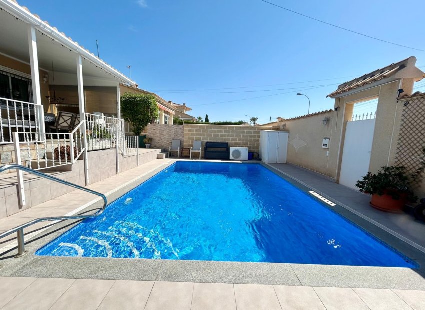 Reventa - Villa - Torrevieja - La Siesta