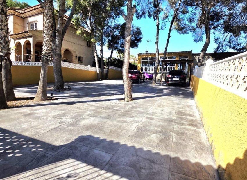 Reventa - Villa - Torrevieja - La Siesta