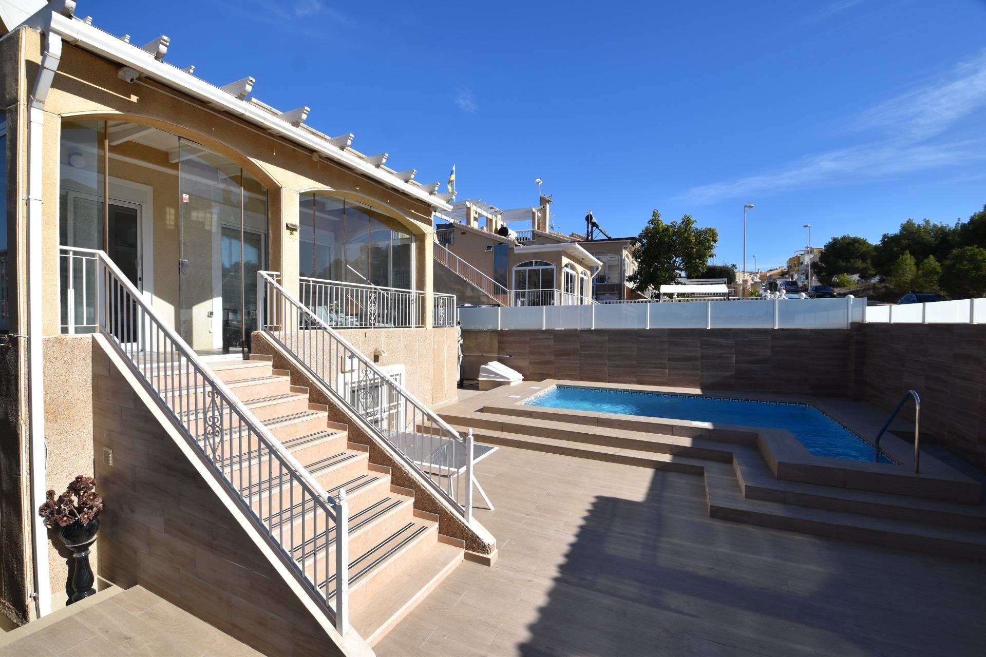 Reventa - Villa - Torrevieja - Los altos