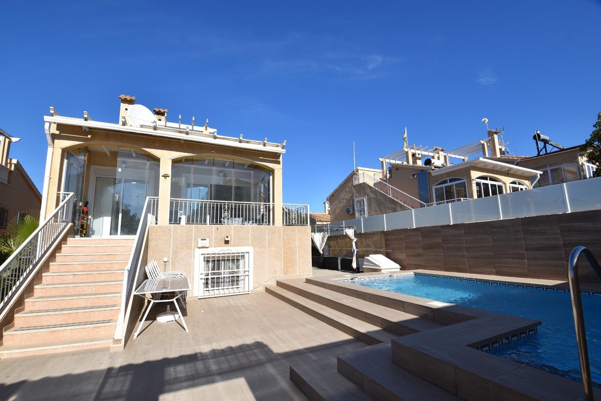 Reventa - Villa - Torrevieja - Los altos