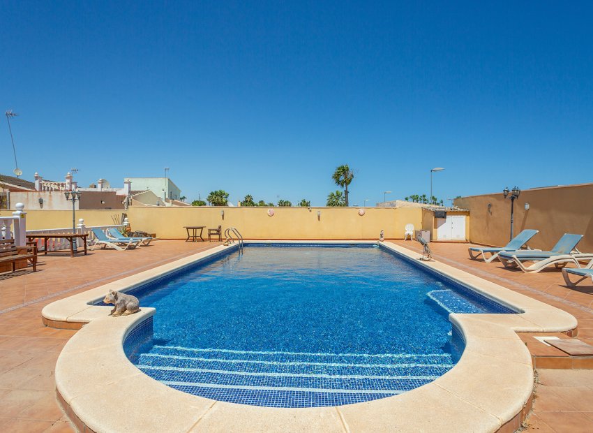 Reventa - Villa - Torrevieja - Los Balcones