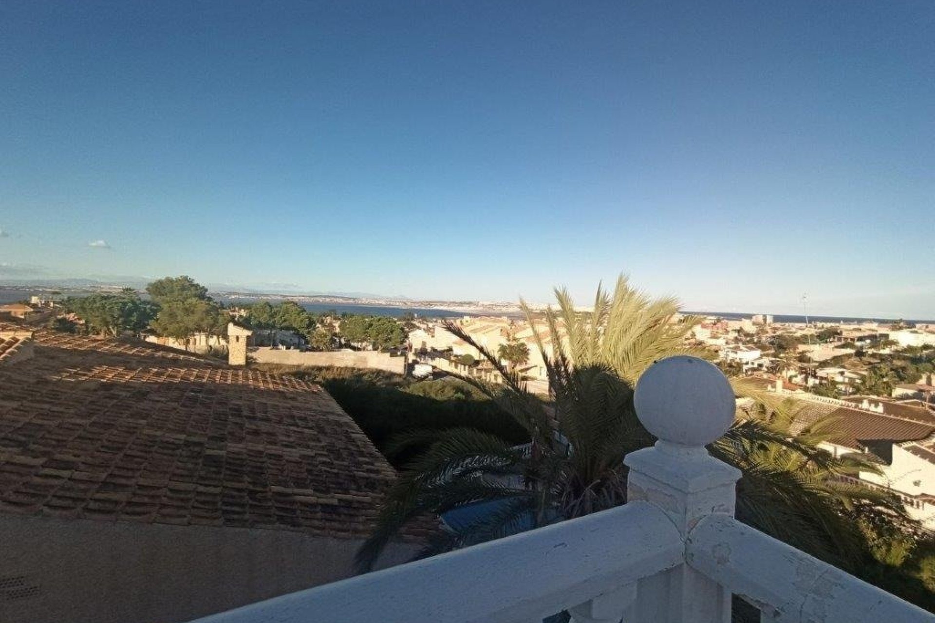 Reventa - Villa - Torrevieja - Los balcones