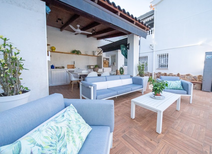 Reventa - Villa - Torrevieja - Los Balcones