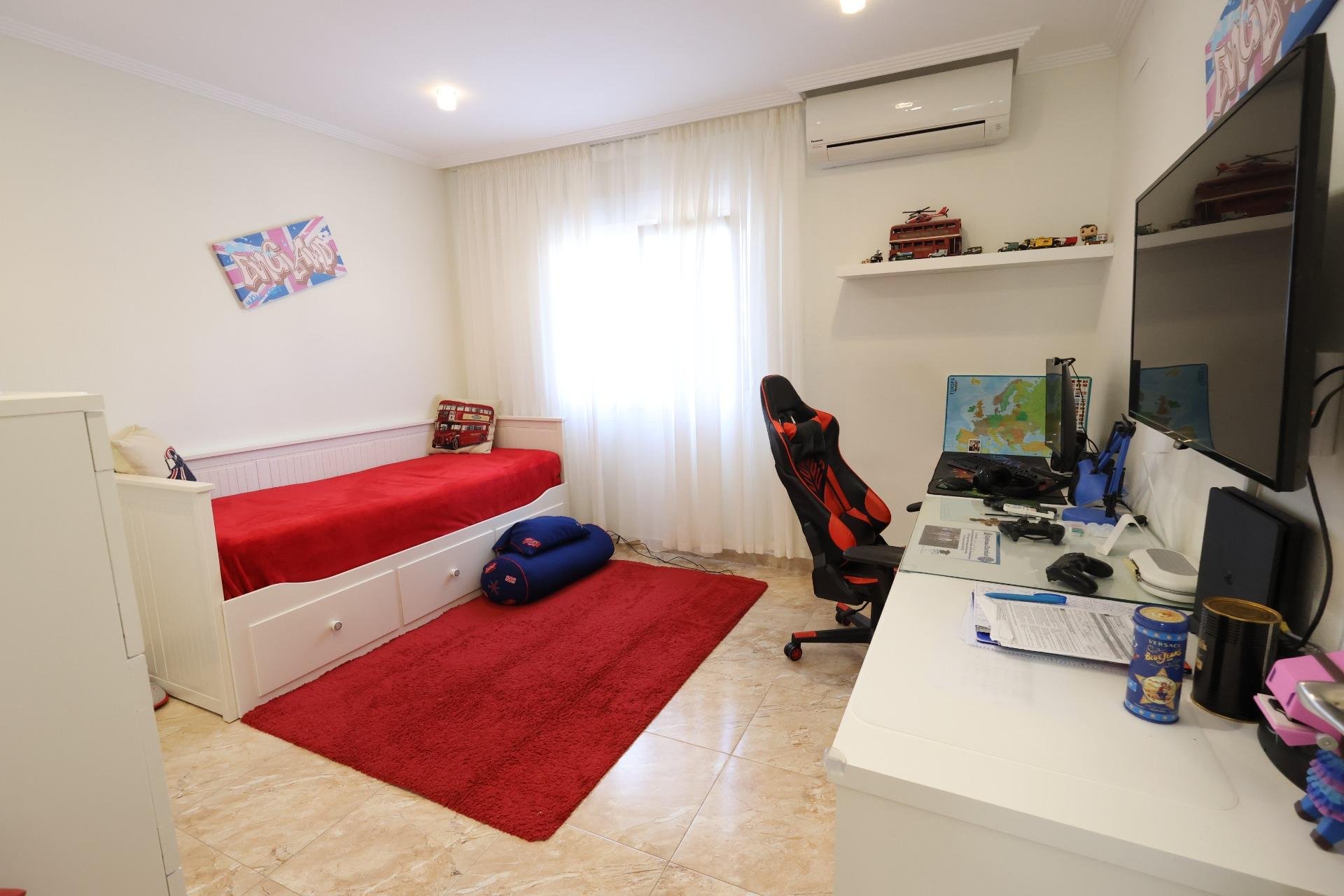 Reventa - Villa - Torrevieja - Los Balcones