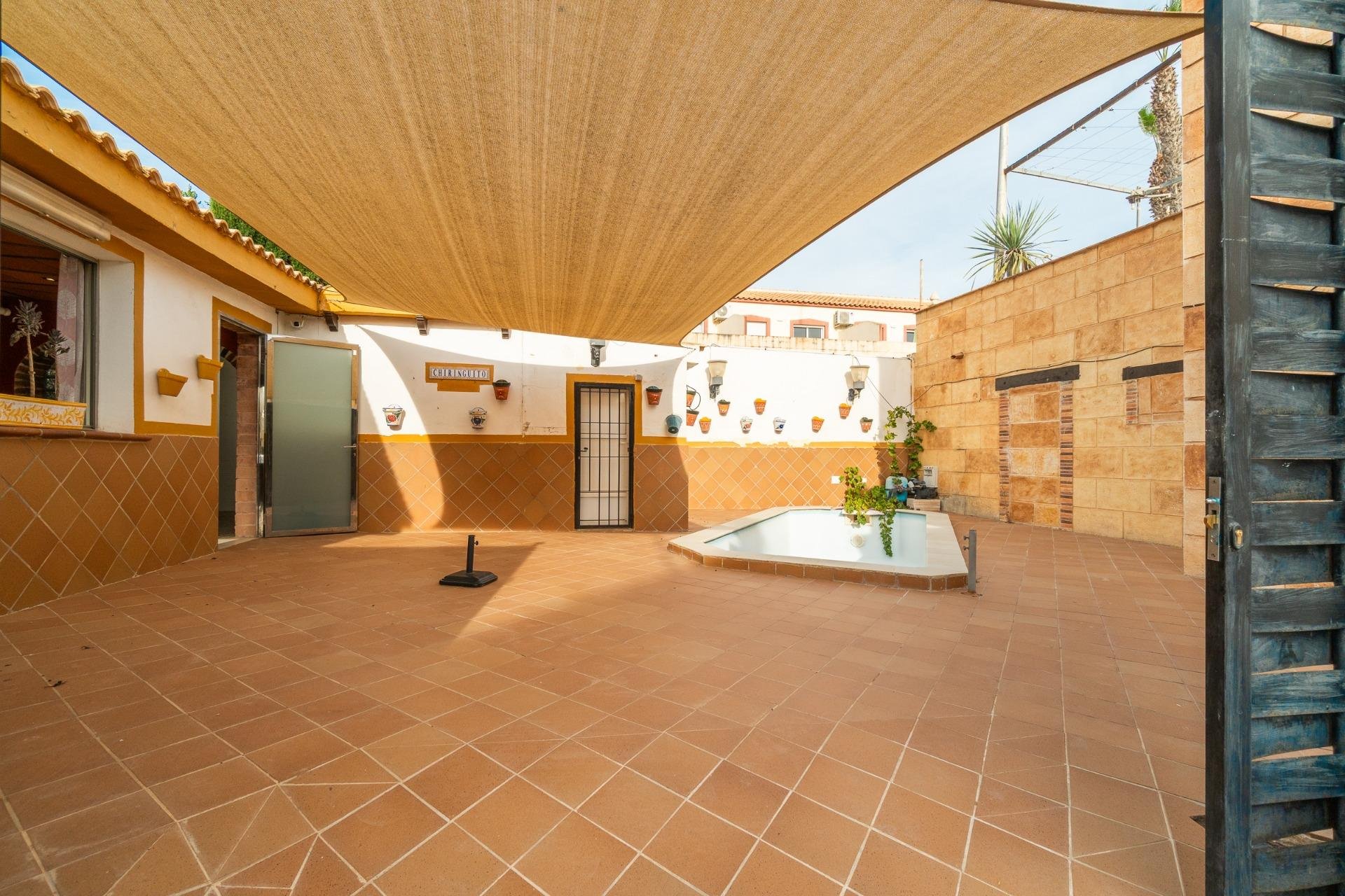 Reventa - Villa - Torrevieja - Los Balcones