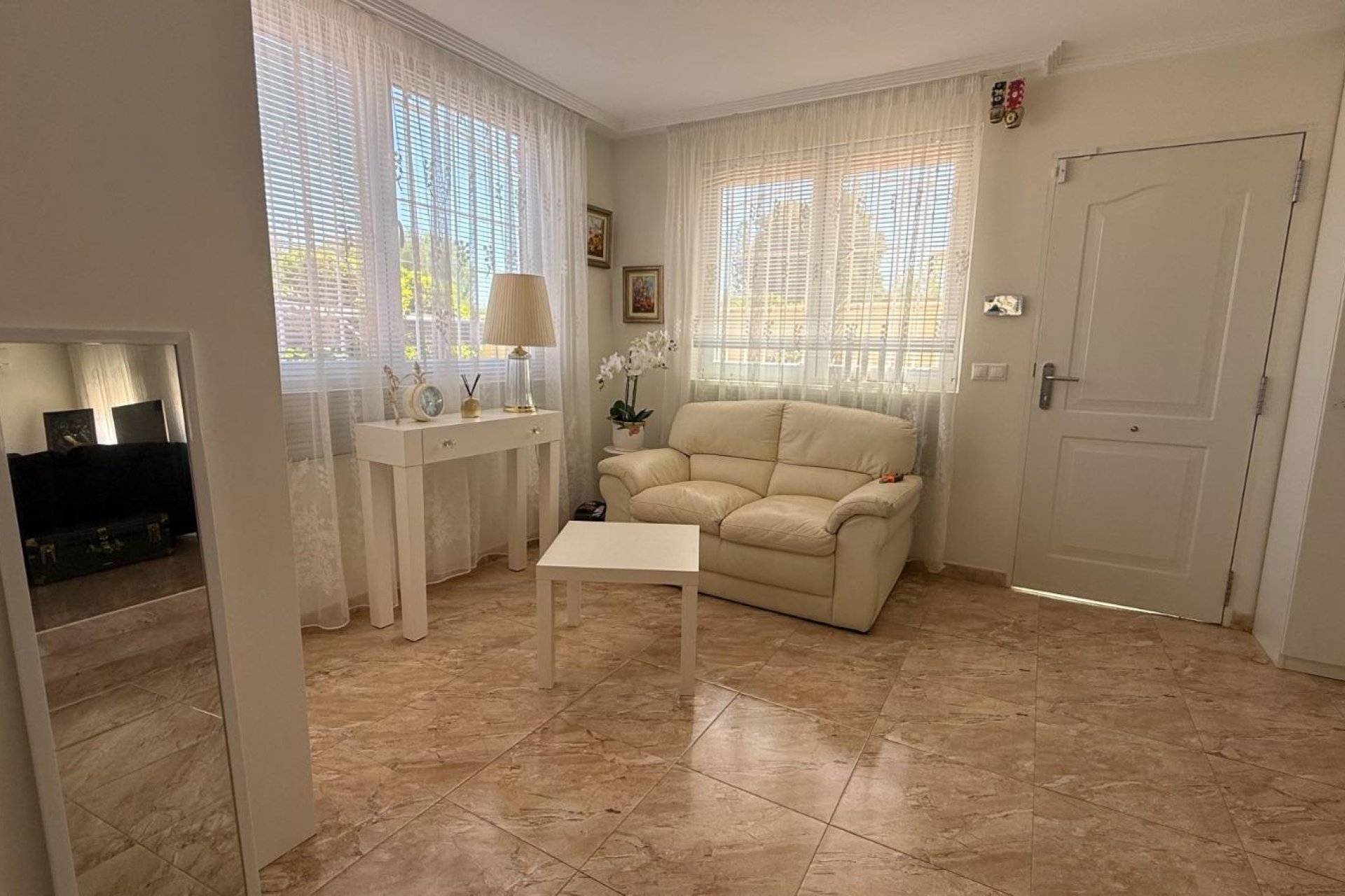 Reventa - Villa - Torrevieja - Los Balcones