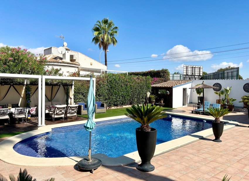 Reventa - Villa - Torrevieja - San Luis