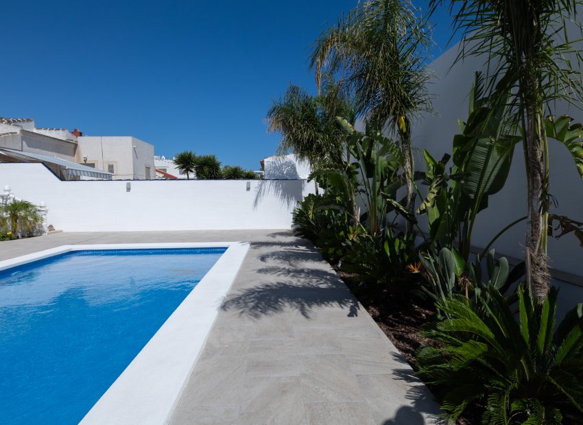 Reventa - Villa - Torrevieja - San luis