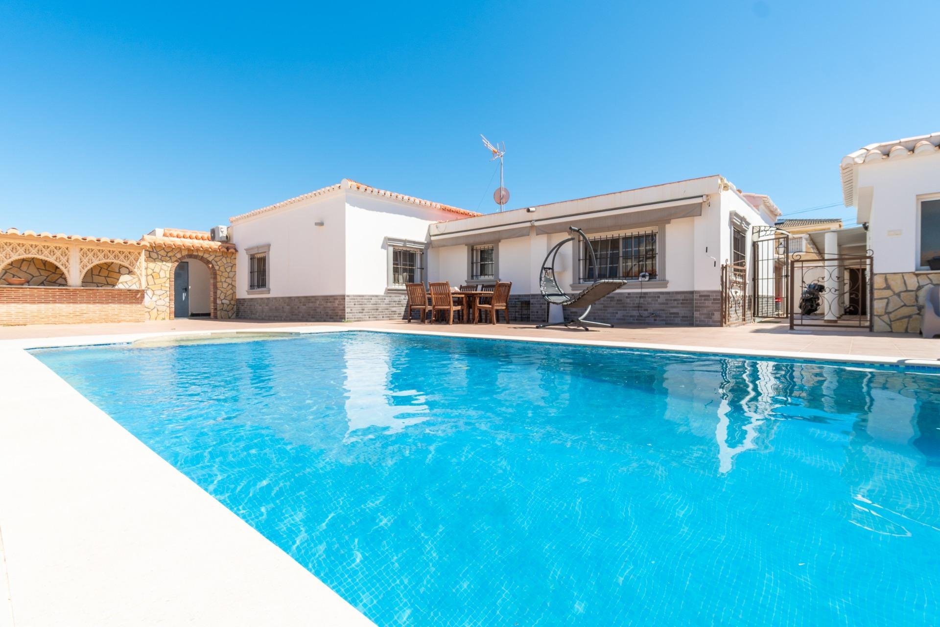Reventa - Villa - Torrevieja - Torretas
