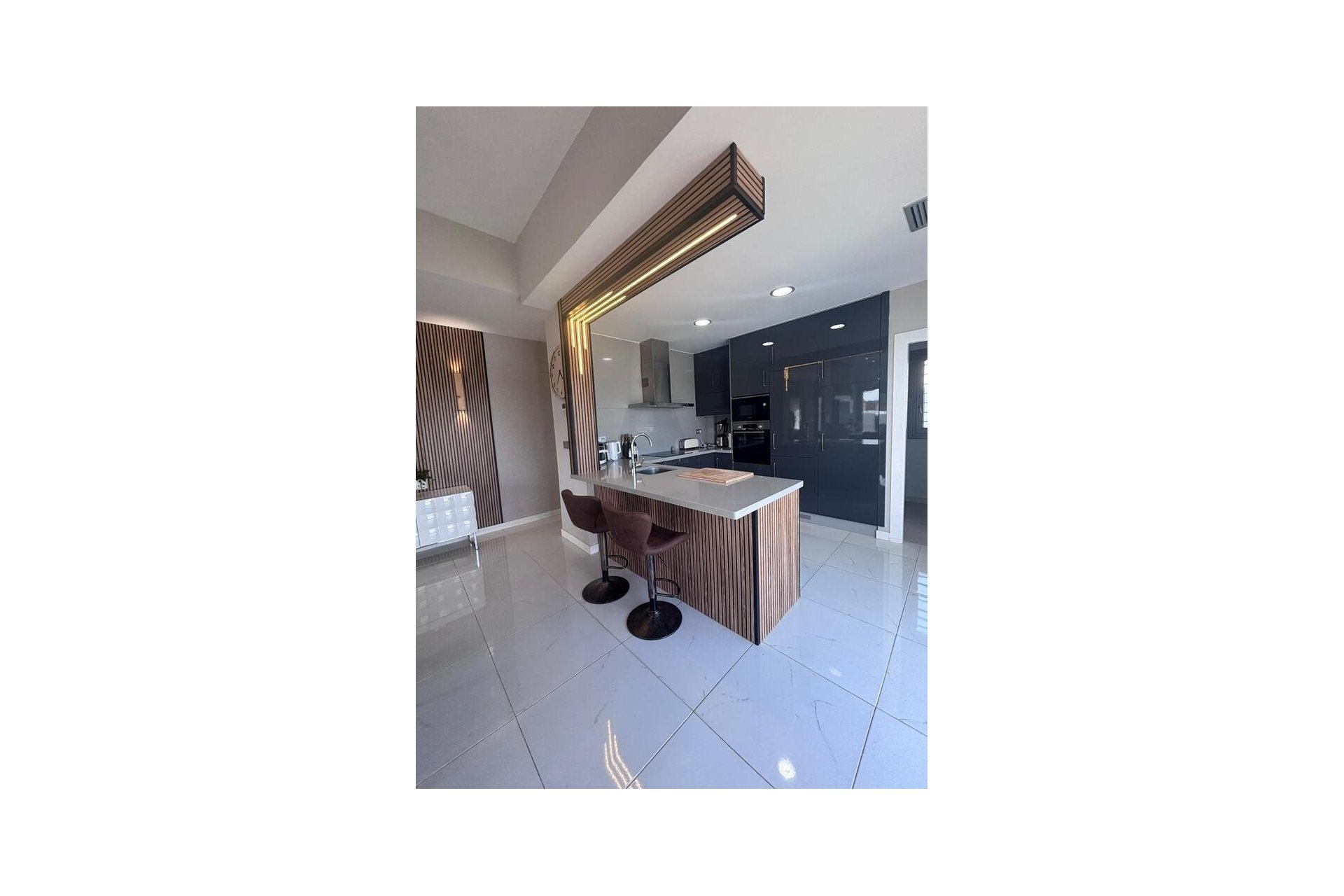 Reventa - Villa - Villamartin - PAU 8