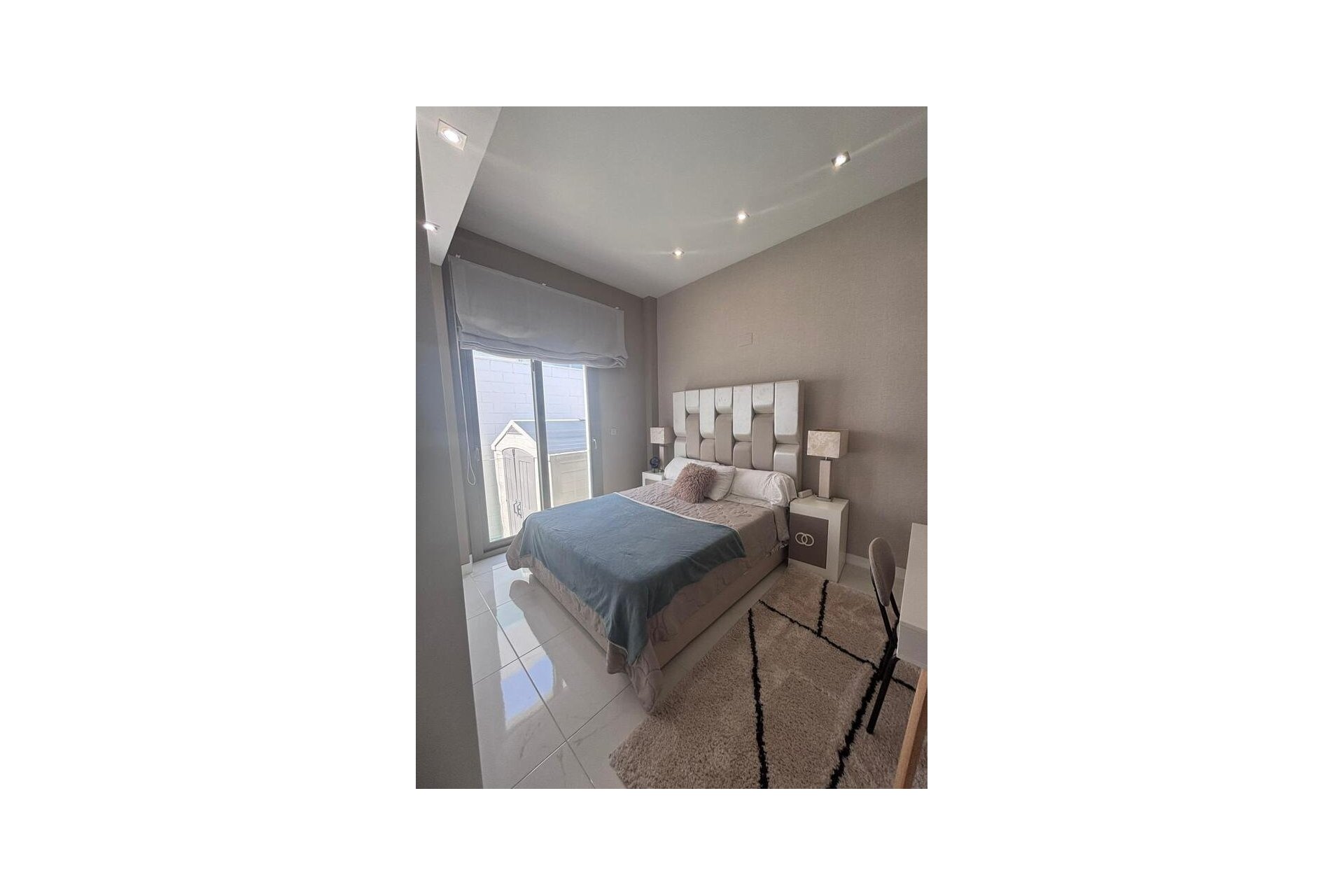 Reventa - Villa - Villamartin - PAU 8