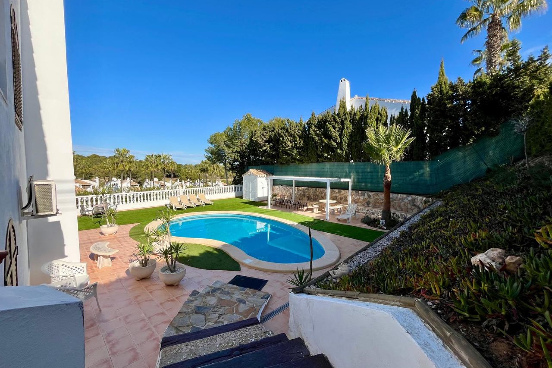 Reventa - Villa - Villamartin - Villamartín