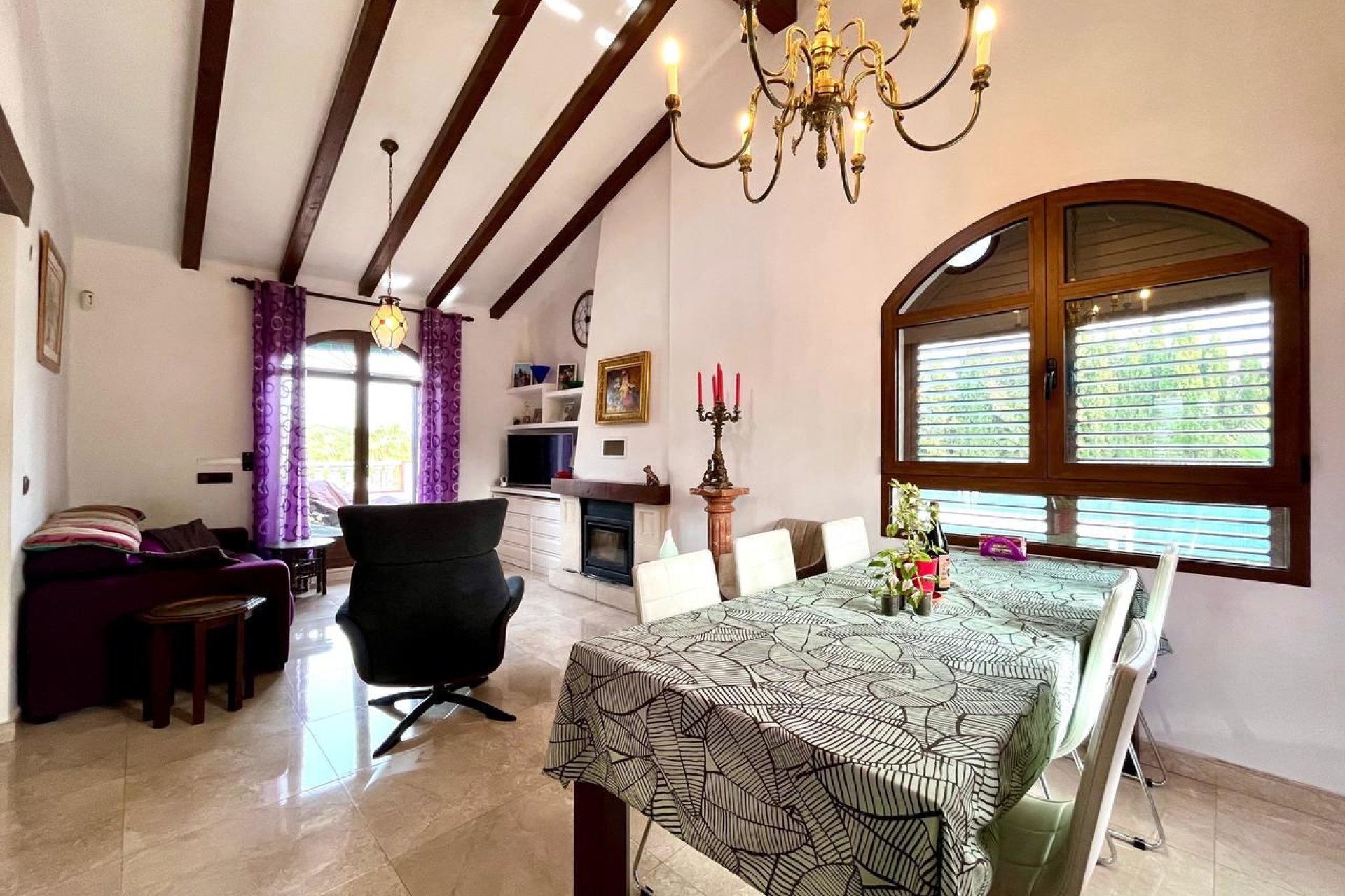 Reventa - Villa - Villamartin - Villamartín