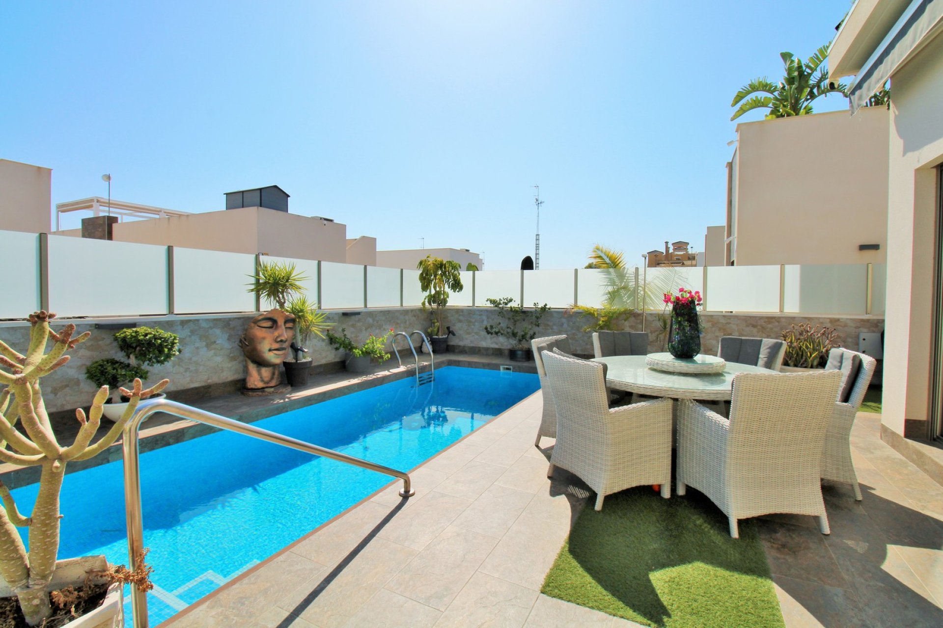 Reventa - Villa - Villamartin - Villamartín