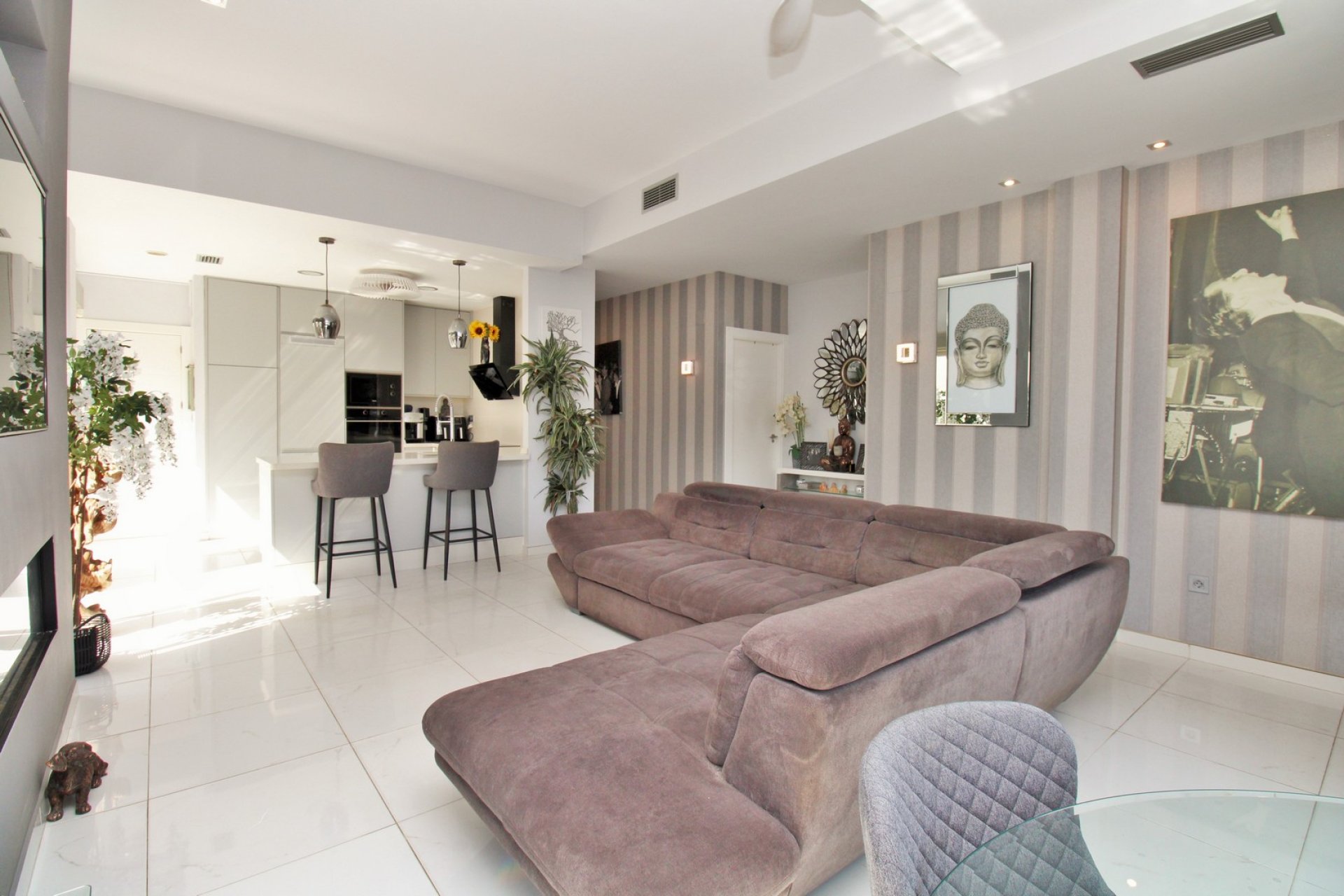 Reventa - Villa - Villamartin - Villamartín