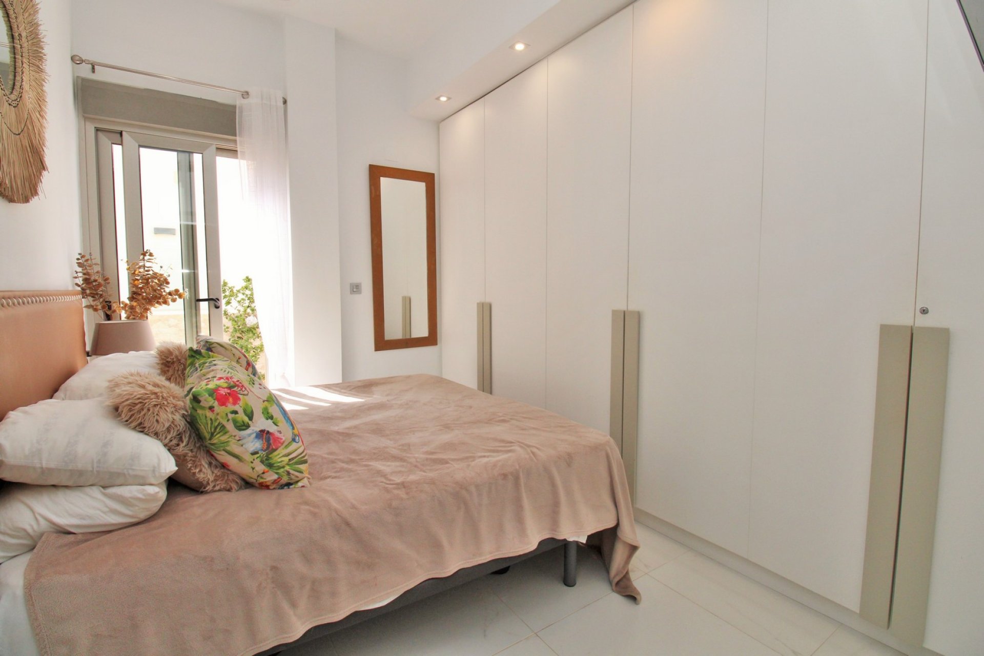 Reventa - Villa - Villamartin - Villamartín