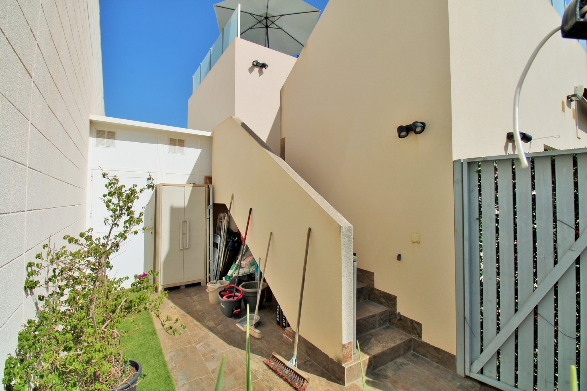 Reventa - Villa - Villamartin - Villamartín