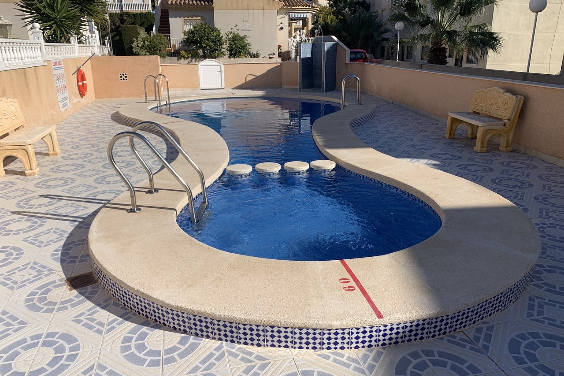 Reventa - Villa - Villamartin - Villamartín