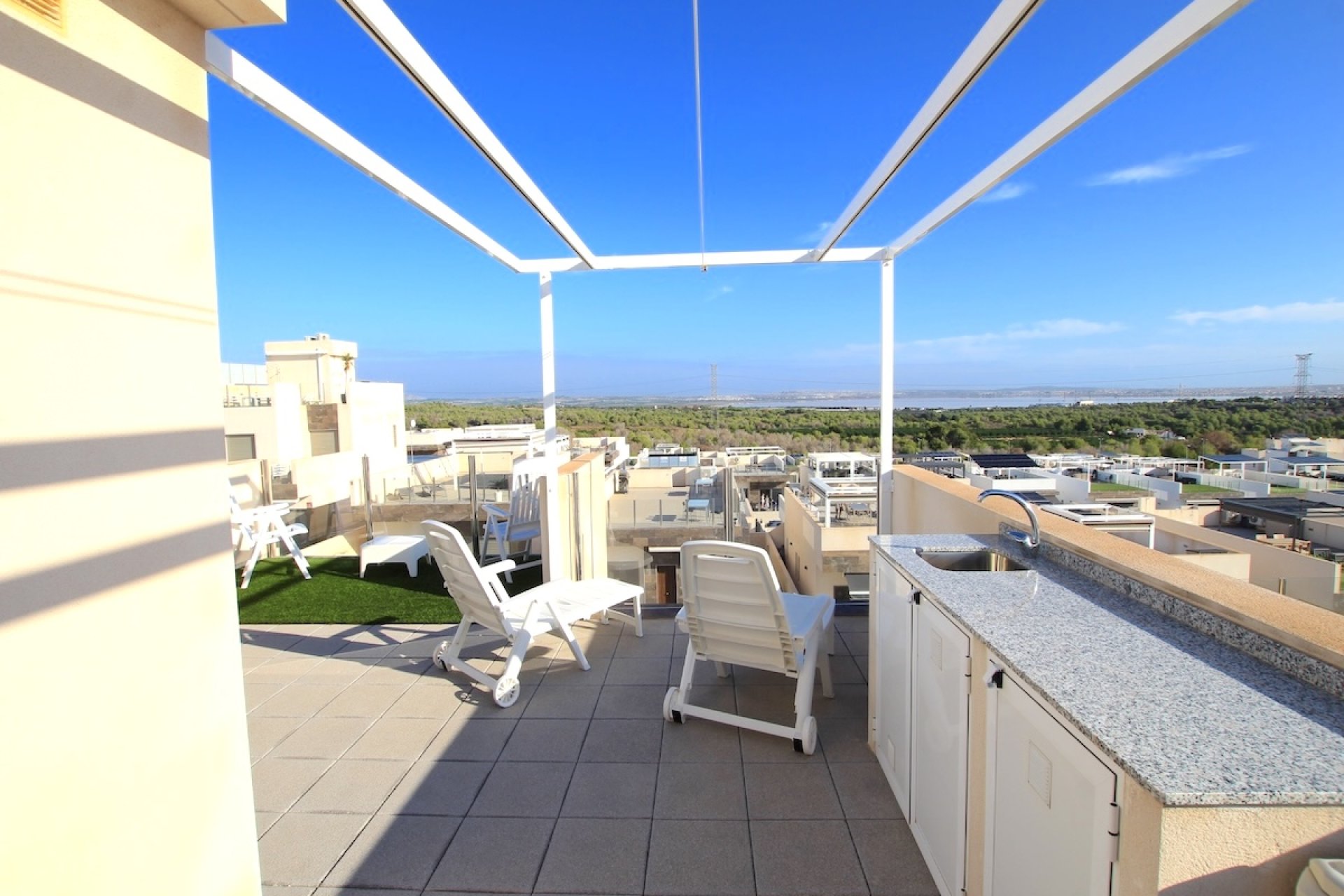 Reventa - Villa - Villamartin - Villamartín