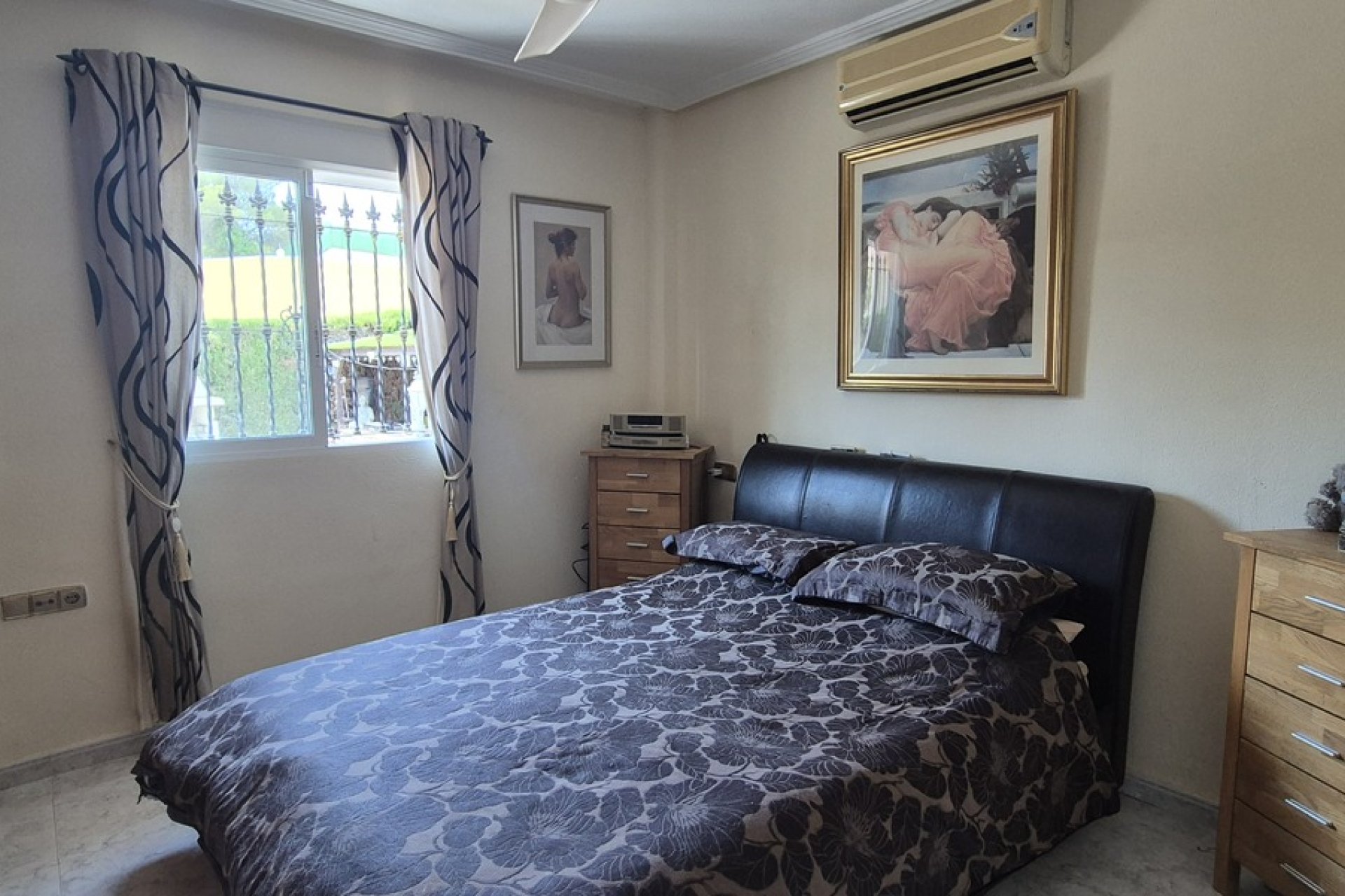 Reventa - Villa - Villamartin - Villamartín