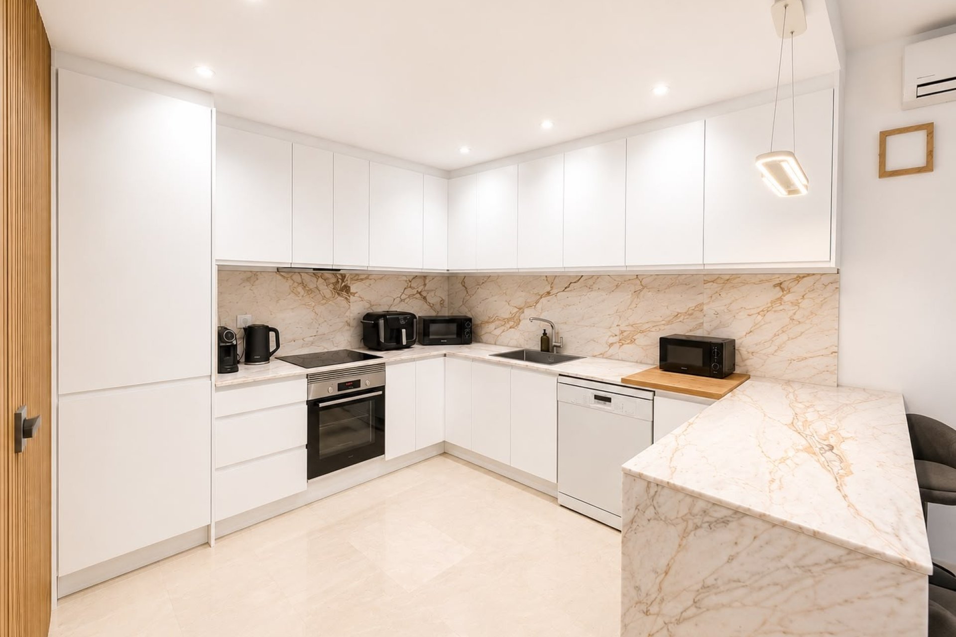 Reventa - Villa - Villamartin - Villamartín
