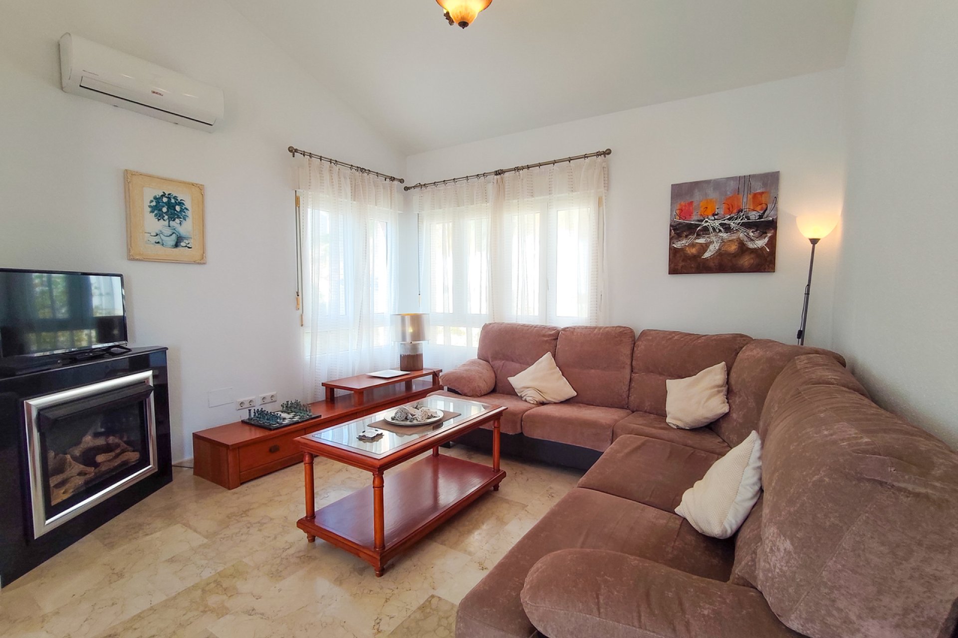 Reventa - Villa - Villamartin - Villamartín
