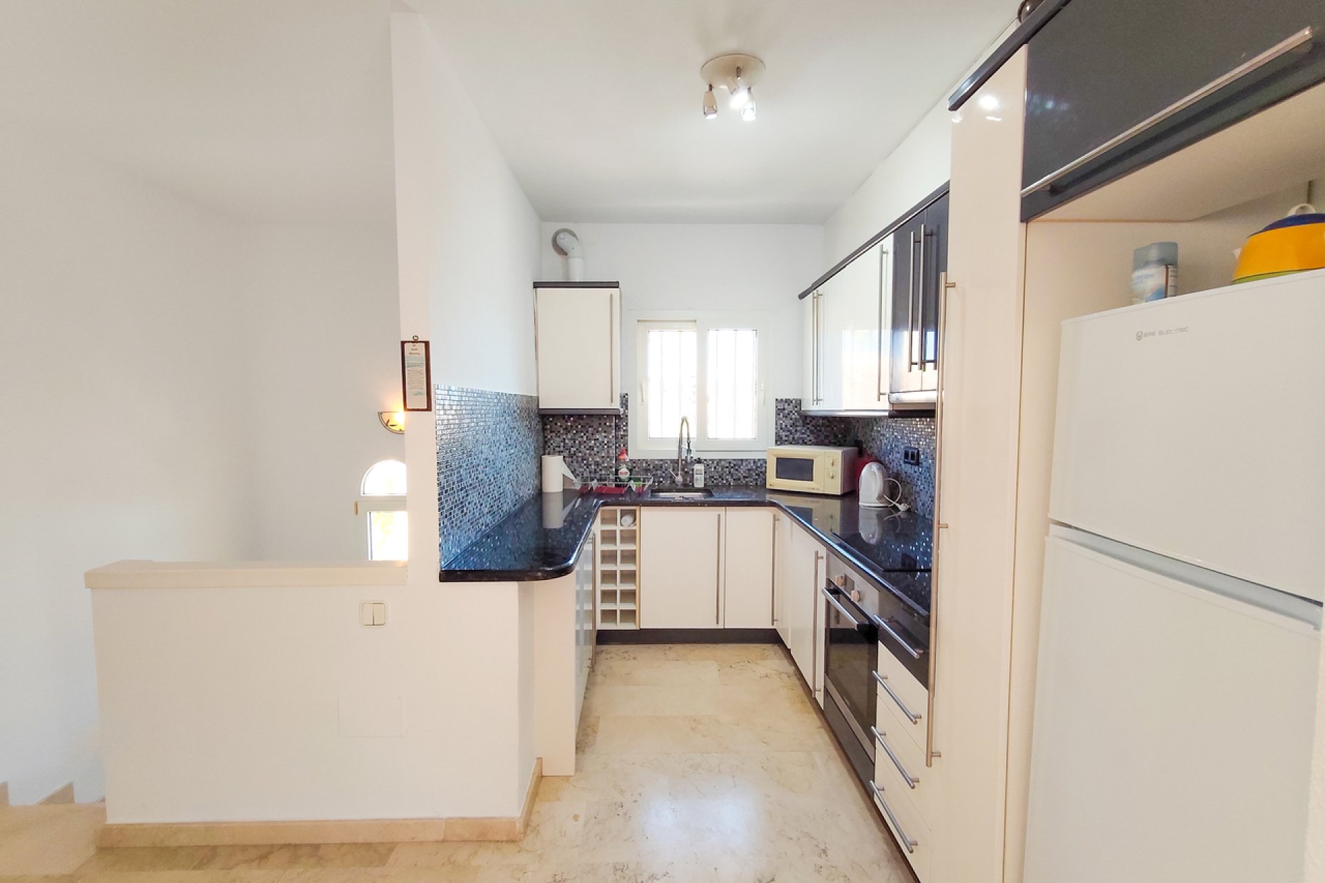 Reventa - Villa - Villamartin - Villamartín