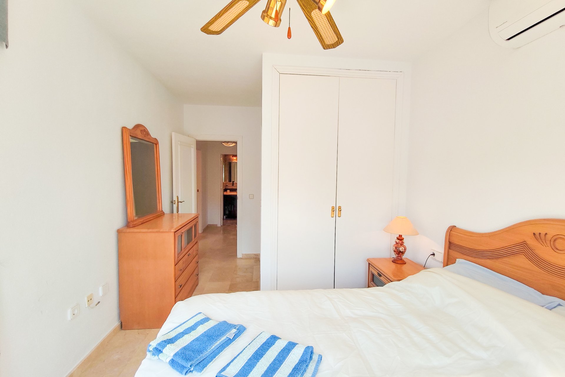 Reventa - Villa - Villamartin - Villamartín