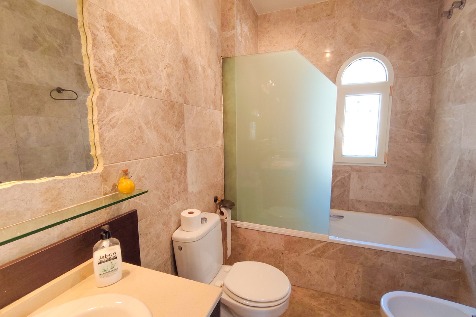 Reventa - Villa - Villamartin - Villamartín