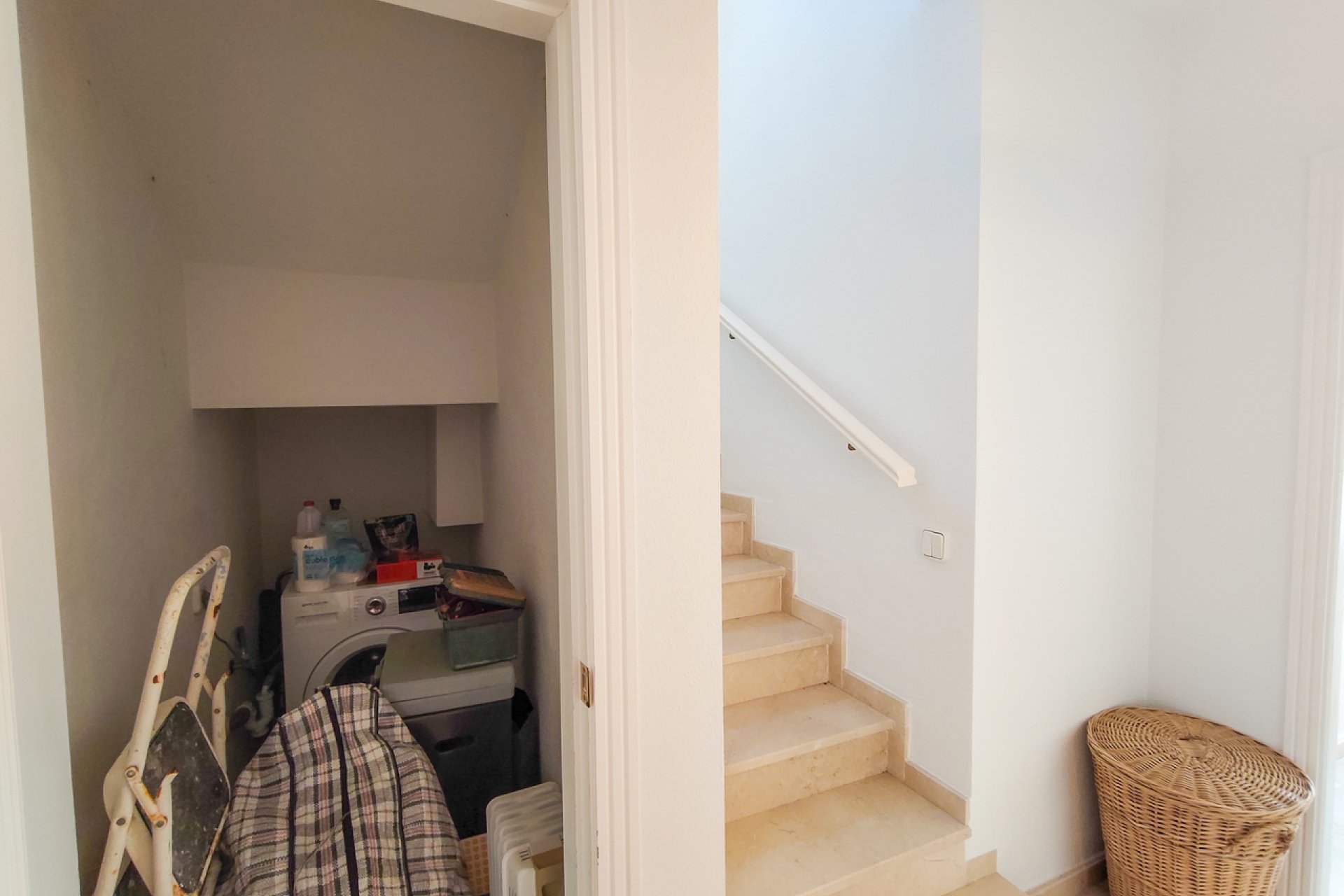 Reventa - Villa - Villamartin - Villamartín