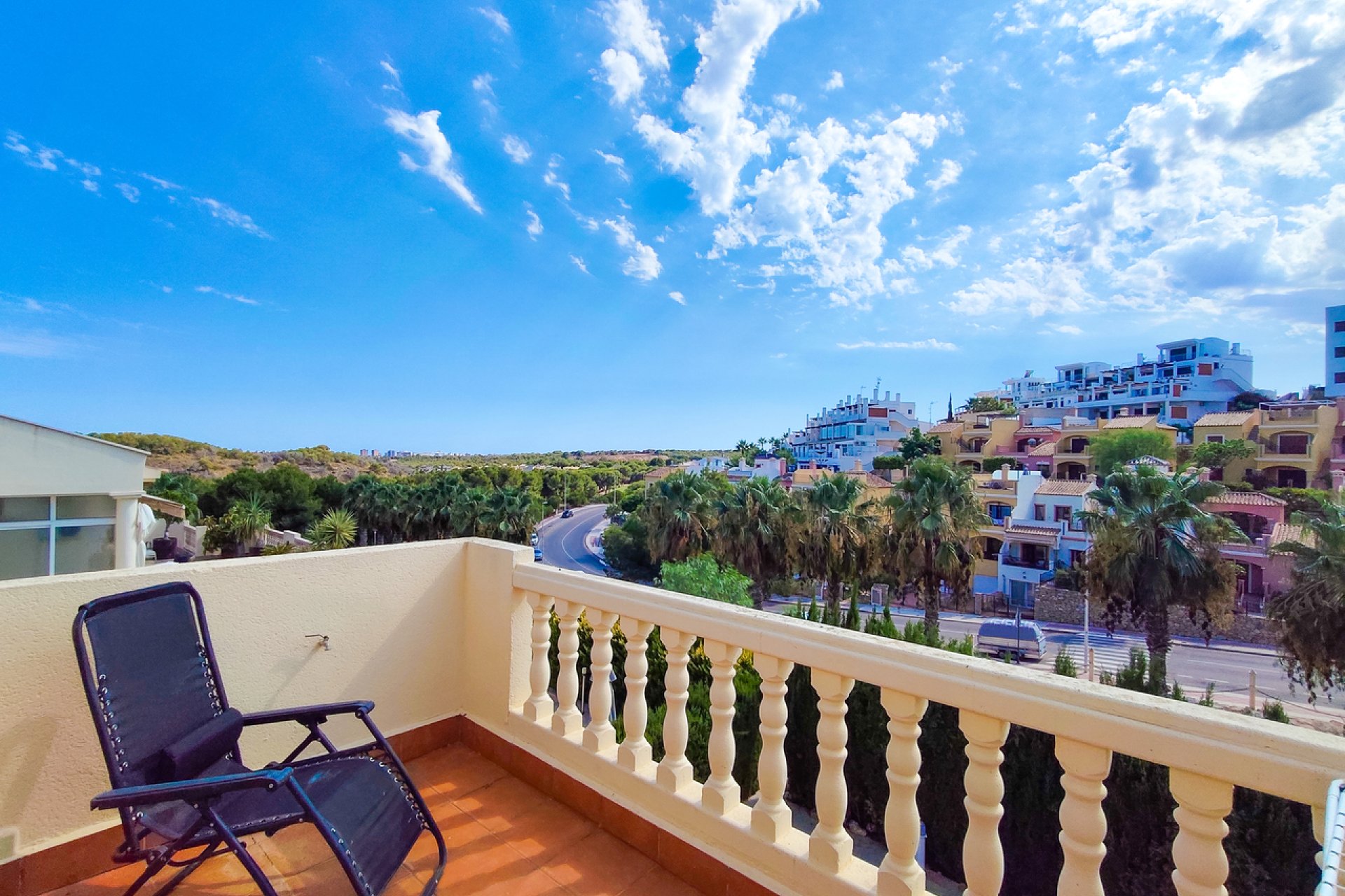 Reventa - Villa - Villamartin - Villamartín