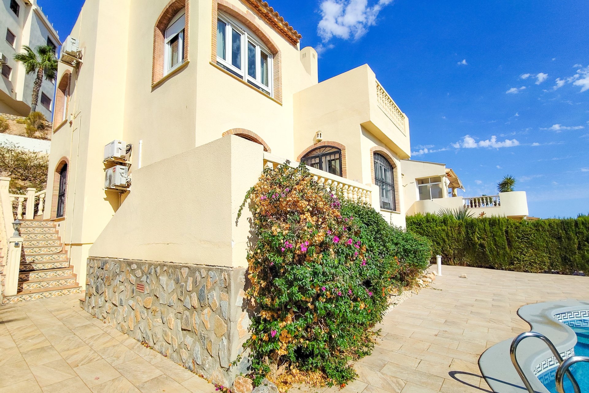 Reventa - Villa - Villamartin - Villamartín
