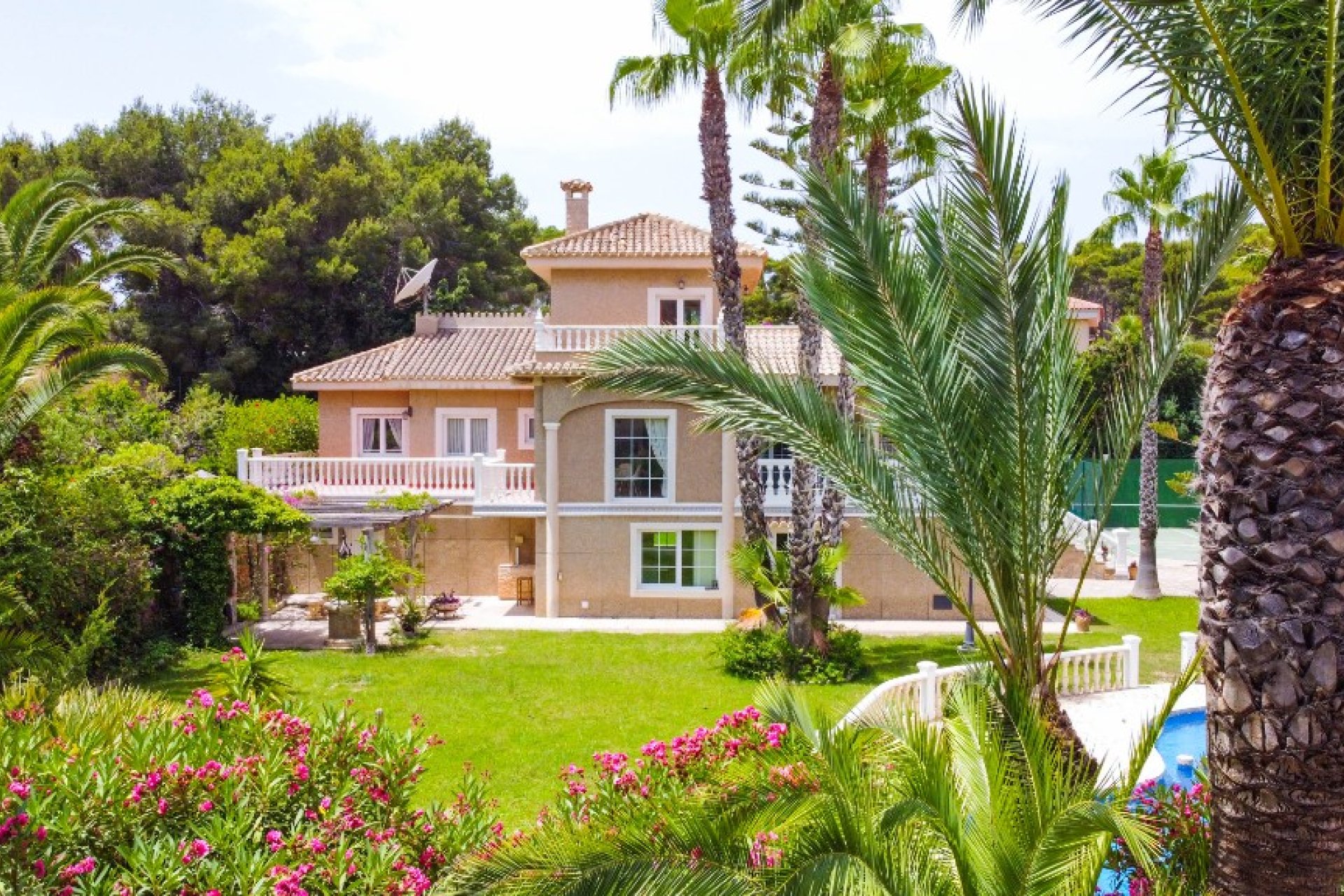 Reventa - Villa - Villamartin - Villamartín