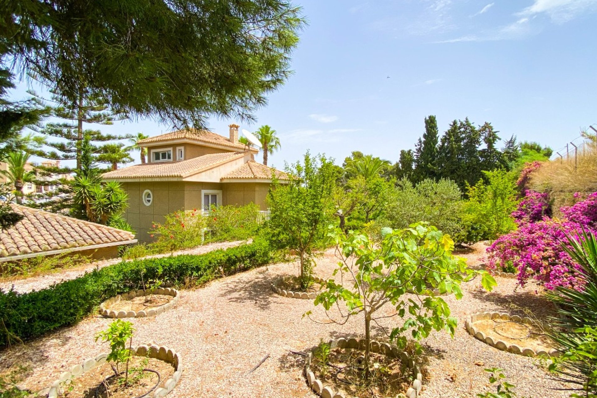 Reventa - Villa - Villamartin - Villamartín