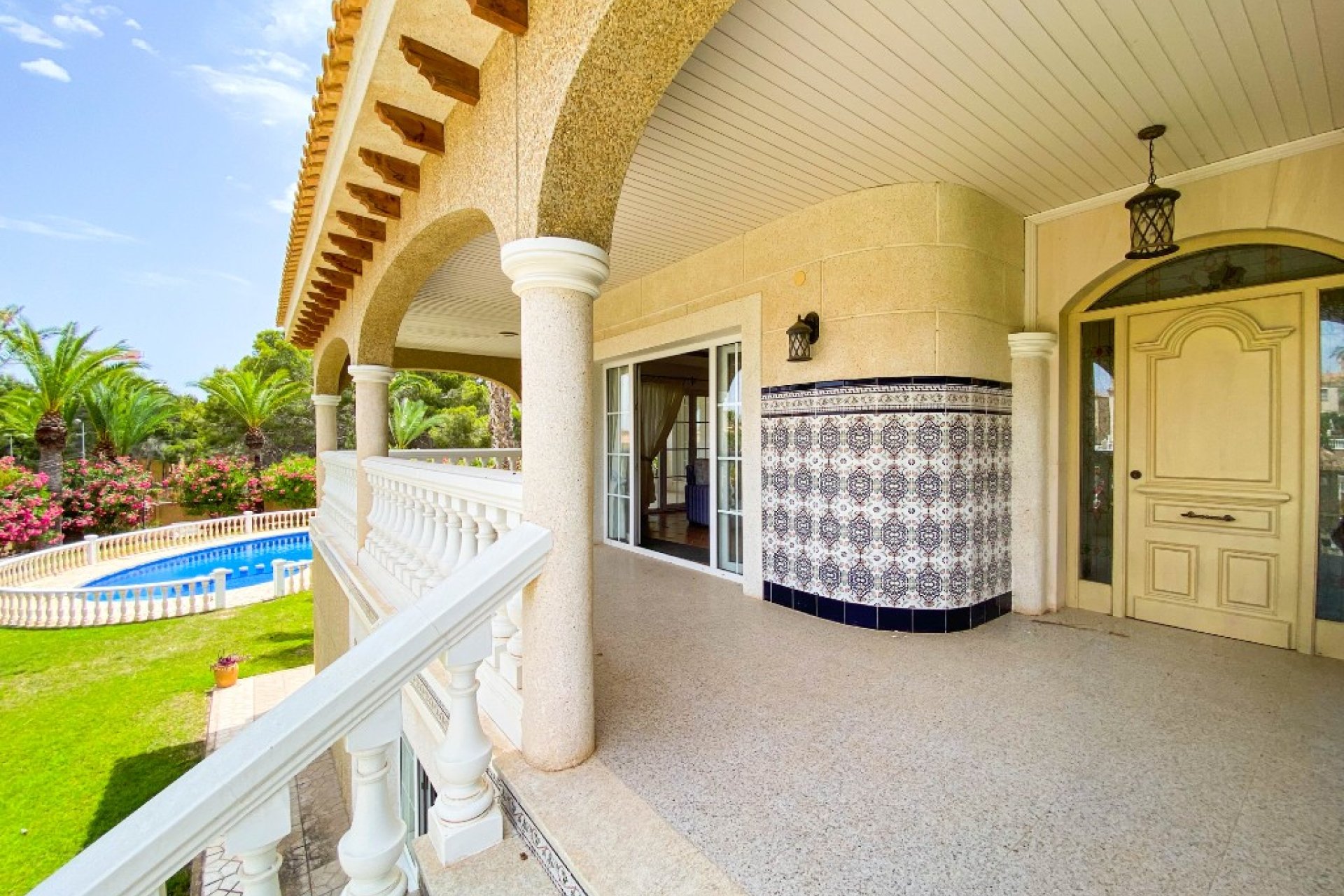 Reventa - Villa - Villamartin - Villamartín